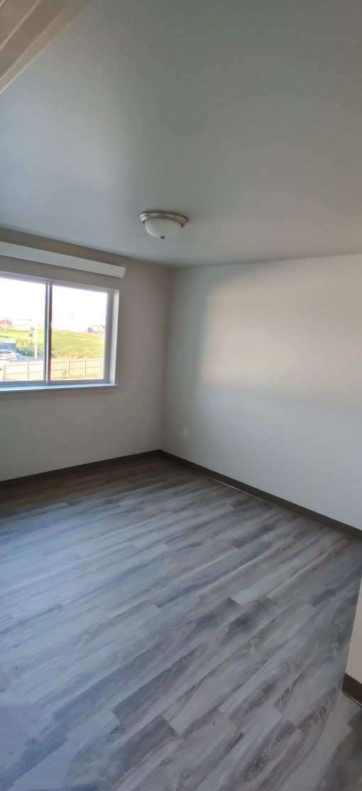 Photos and Video of Meadowlark Vista Apartments in Ronan, MT